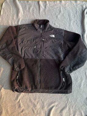 The North Face Black Men’s Vintage Fleece Jacket